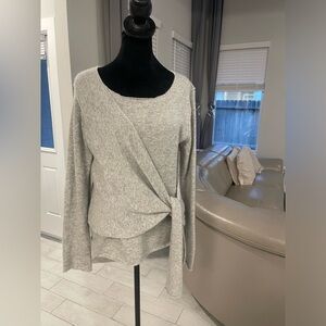 Brochu Walker 100% cashmere front wrap style sweater L